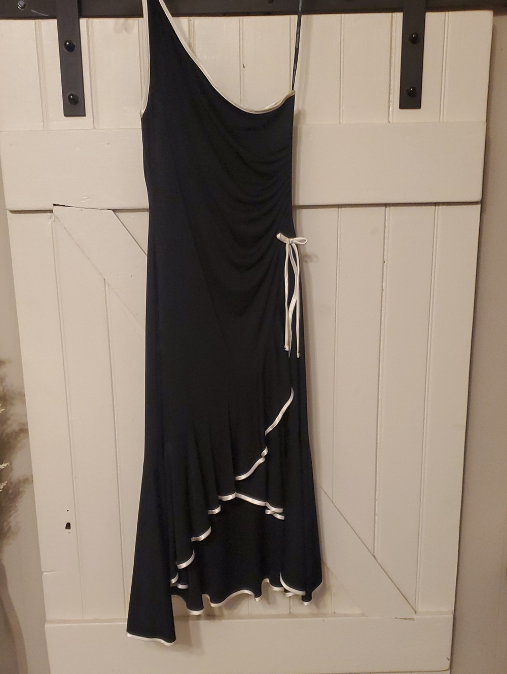 City Triangles Black One-Shoulder Midi Dress with White Trim